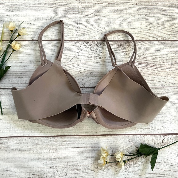 Victoria Secret Love Cloud Lined Demi Bra - Picture 7 of 13